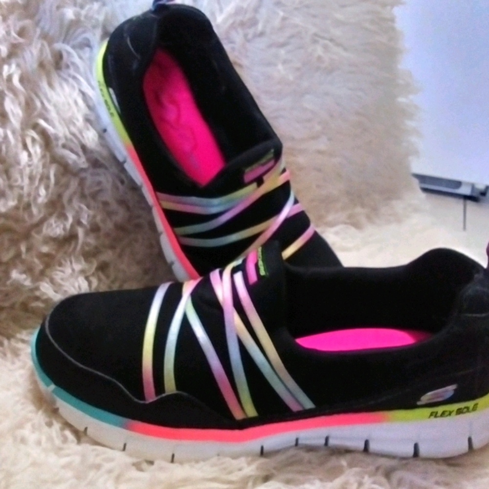 Women's Skechers lightweight flex sole